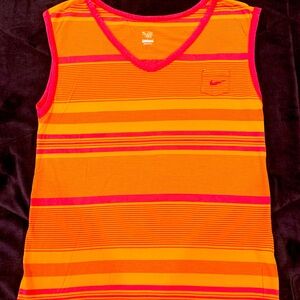 Nike workout sleeveless shirt
